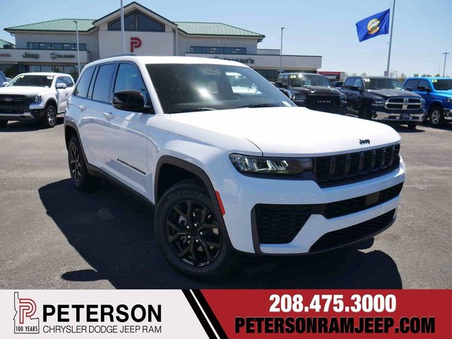 2026 Jeep Grand Cherokee Laredo