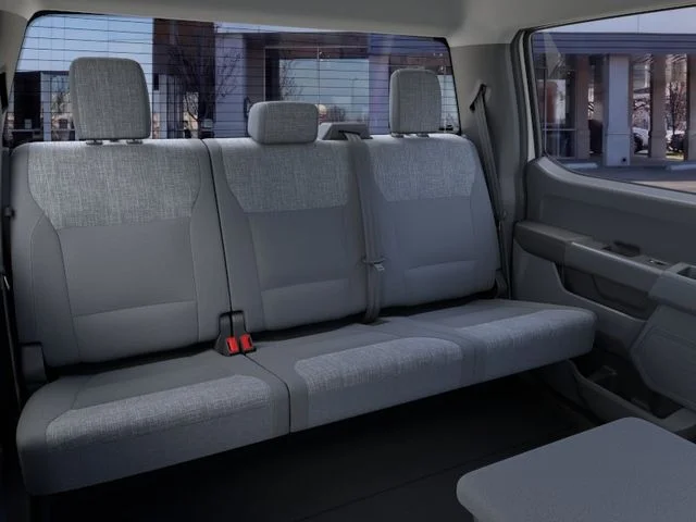 New 2026 Oxford White Ford XLT image 11