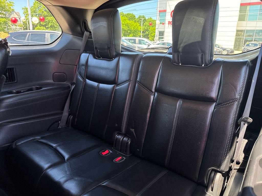 Used 2018 Black Nissan SL image 41
