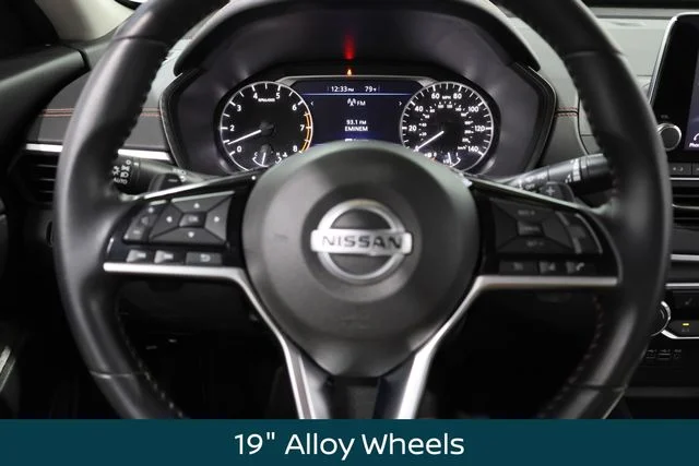 2020 Nissan Altima SR - Photo 18