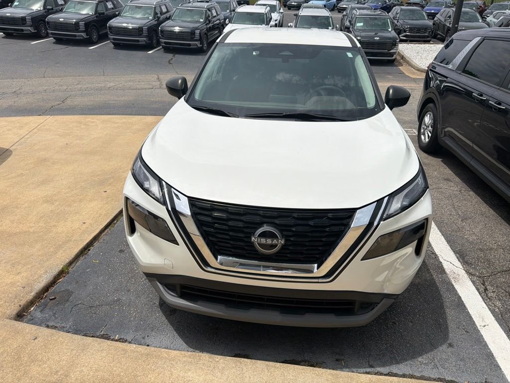 2023 Nissan Rogue S FWD's photo