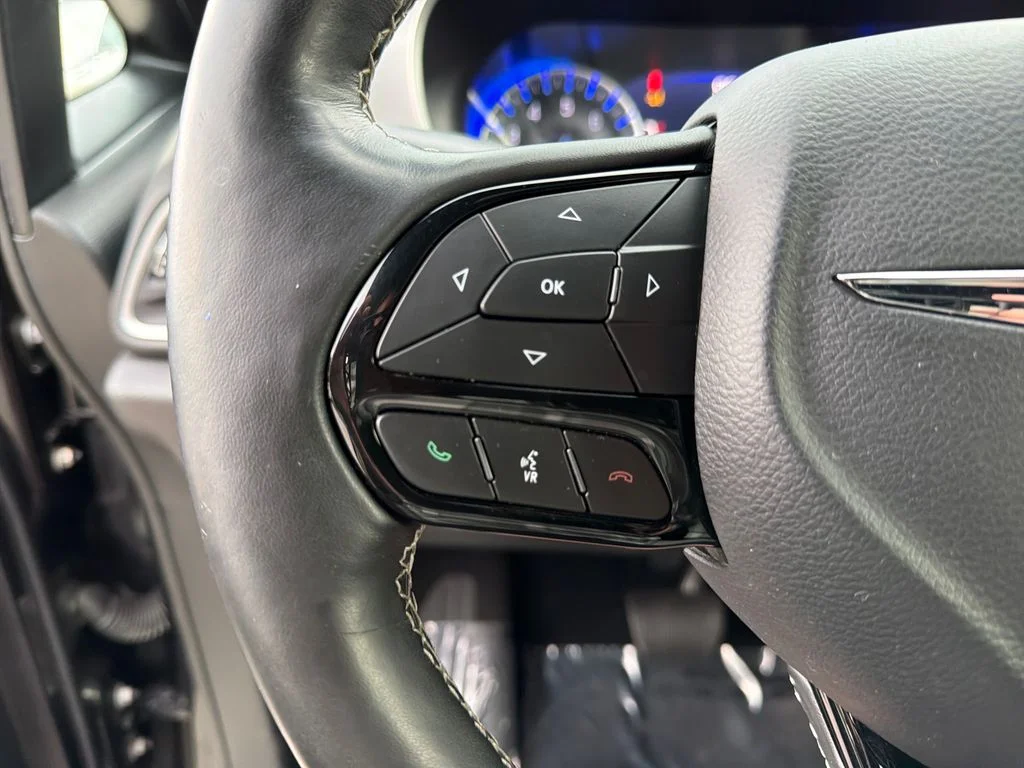 Used 2020 Black Chrysler Touring L Plus image 20