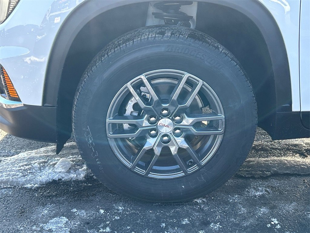 2026 GMC ACADIA - Image 10