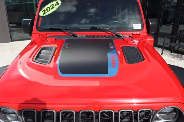 Used 2024 Red Clearcoat Jeep Rubicon 4xe image 17