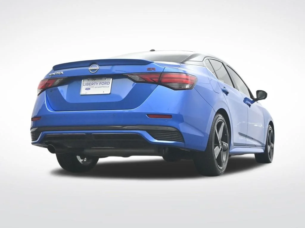 Used 2024 2t Blu Blk Roof Nissan SR image 45