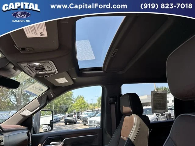 Used 2025 Silver GMC Denali image 22