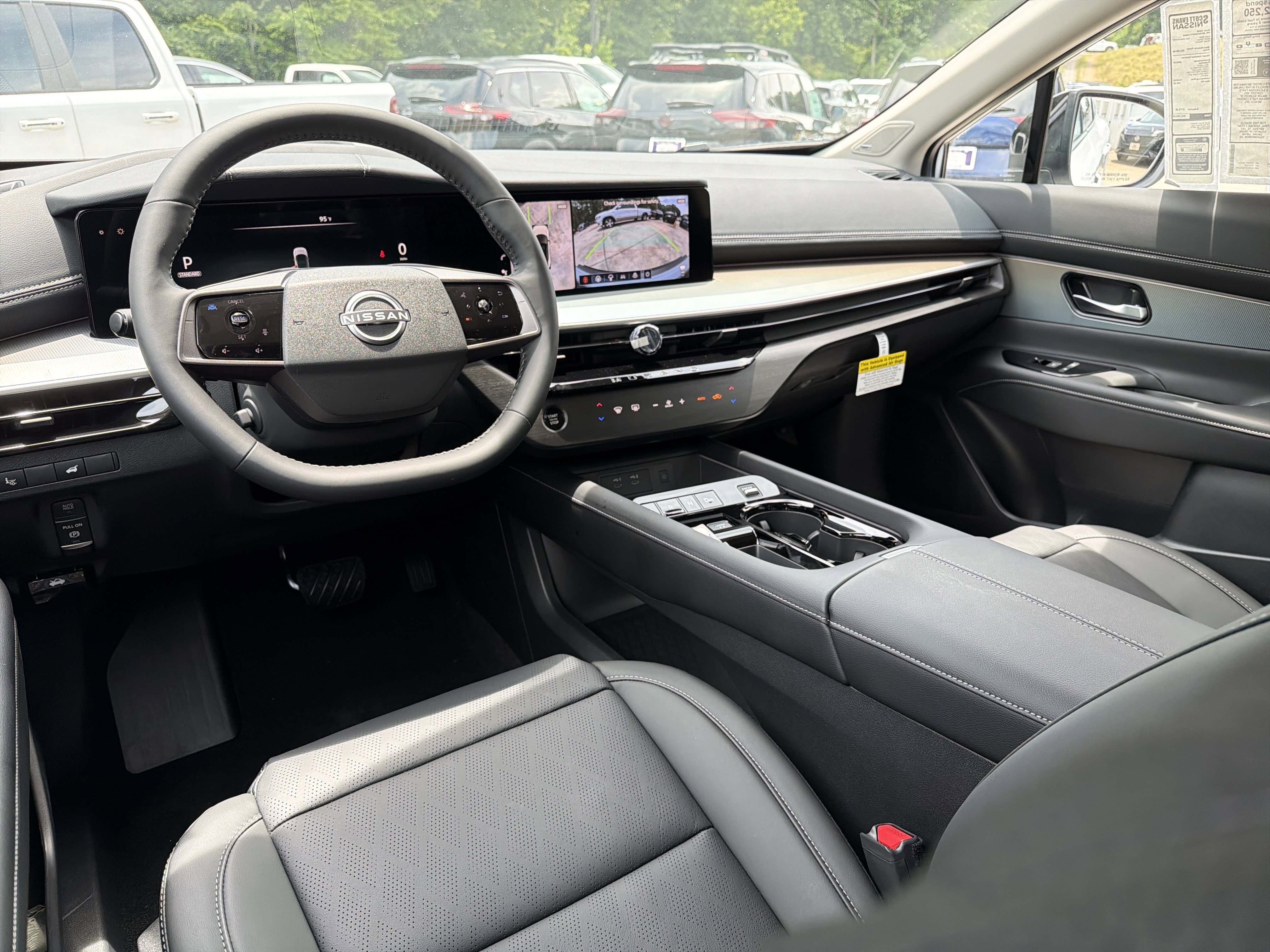 New 2026 Everest White Pearl Tricoat Nissan Platinum image 23