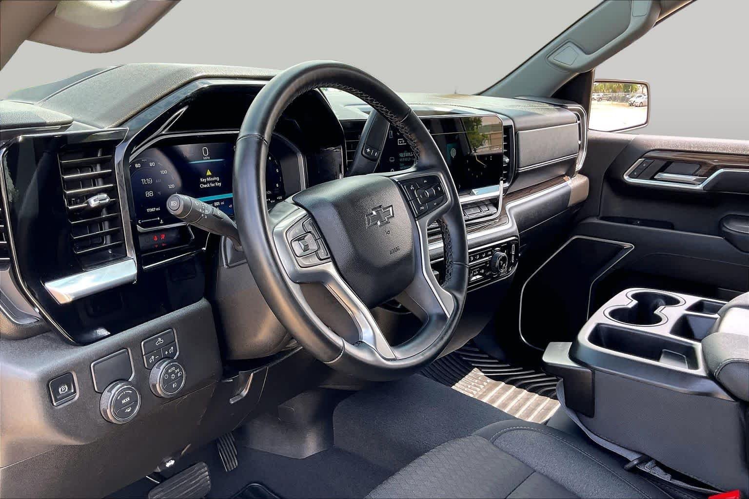 Used 2026 Summit White Chevrolet RST image 16