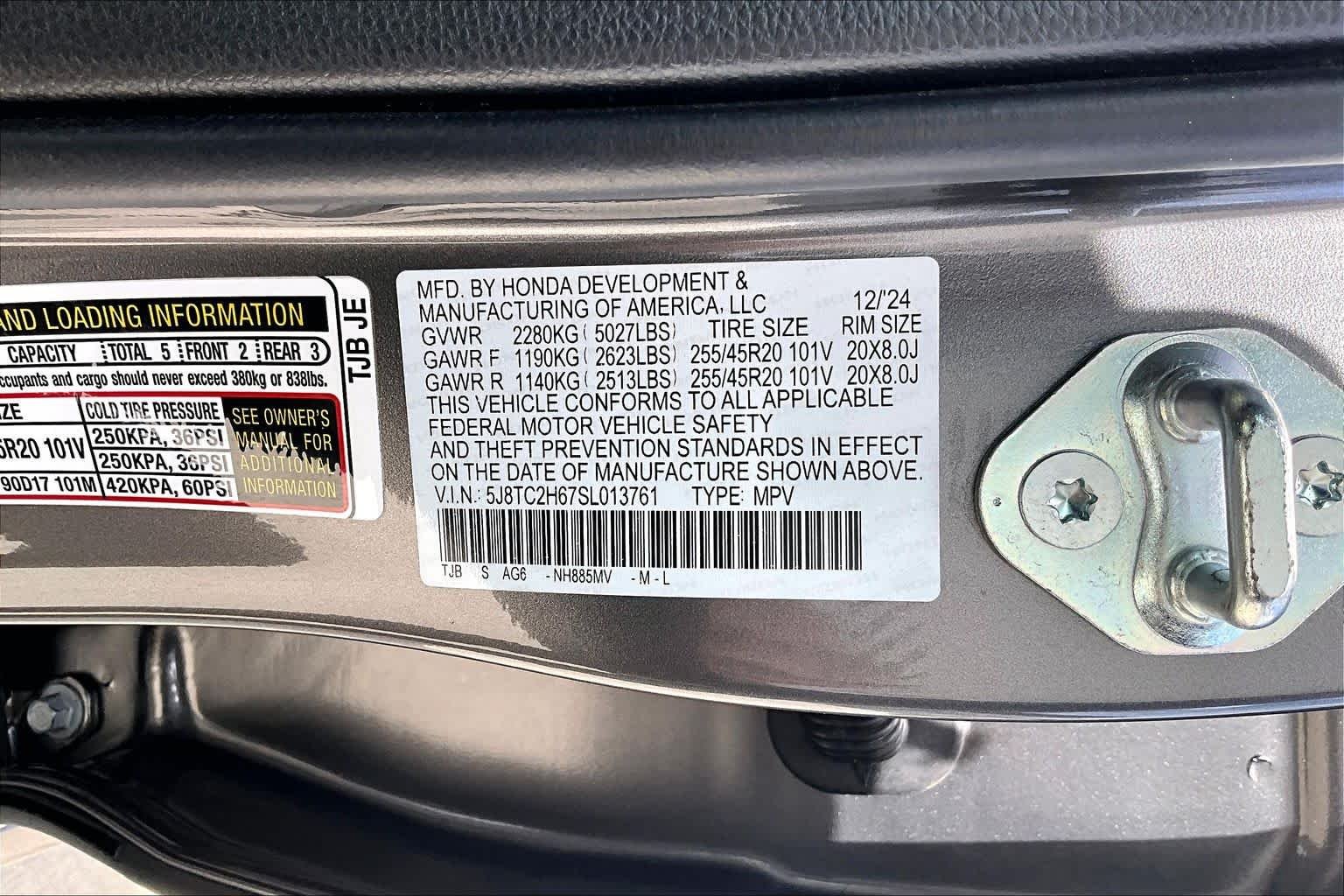 Used 2025 Liquid Carbon Metallic Acura w/A-Spec Package image 33