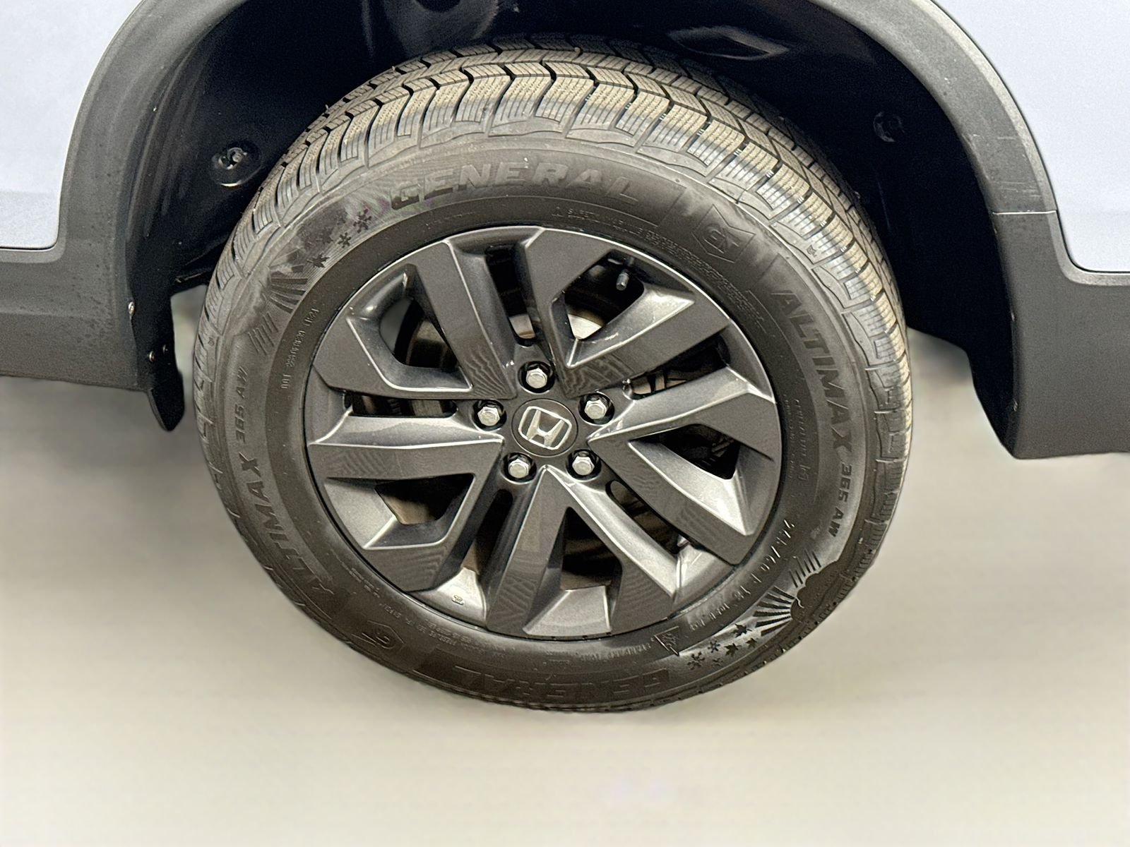 Used 2023 Sonic Gray Pearl Honda Sport image 9