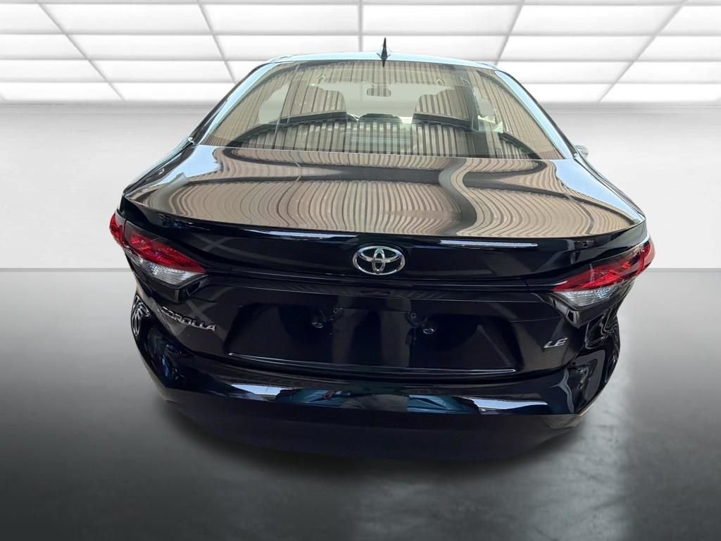 Used 2025  Toyota LE image 3