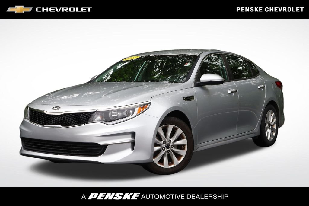 2017 Kia Optima LX AT's photo