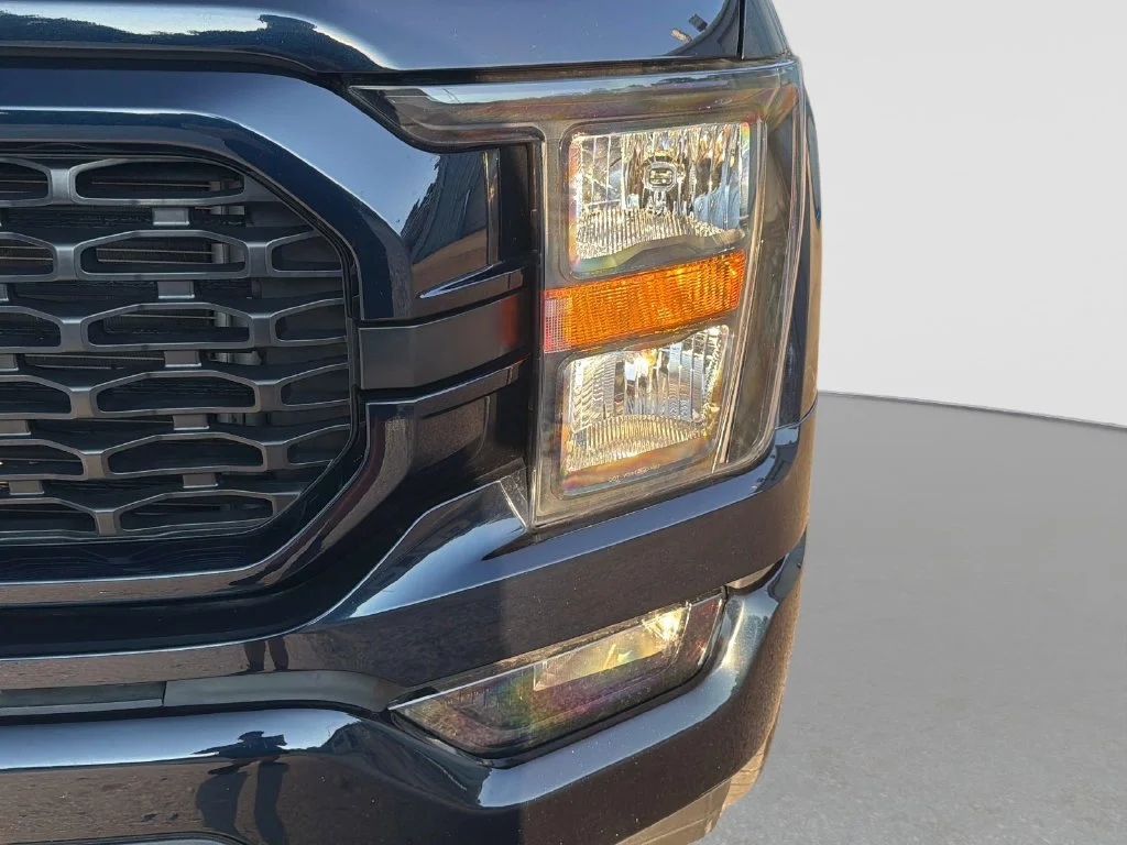 Used 2023 Blue Ford XL image 12