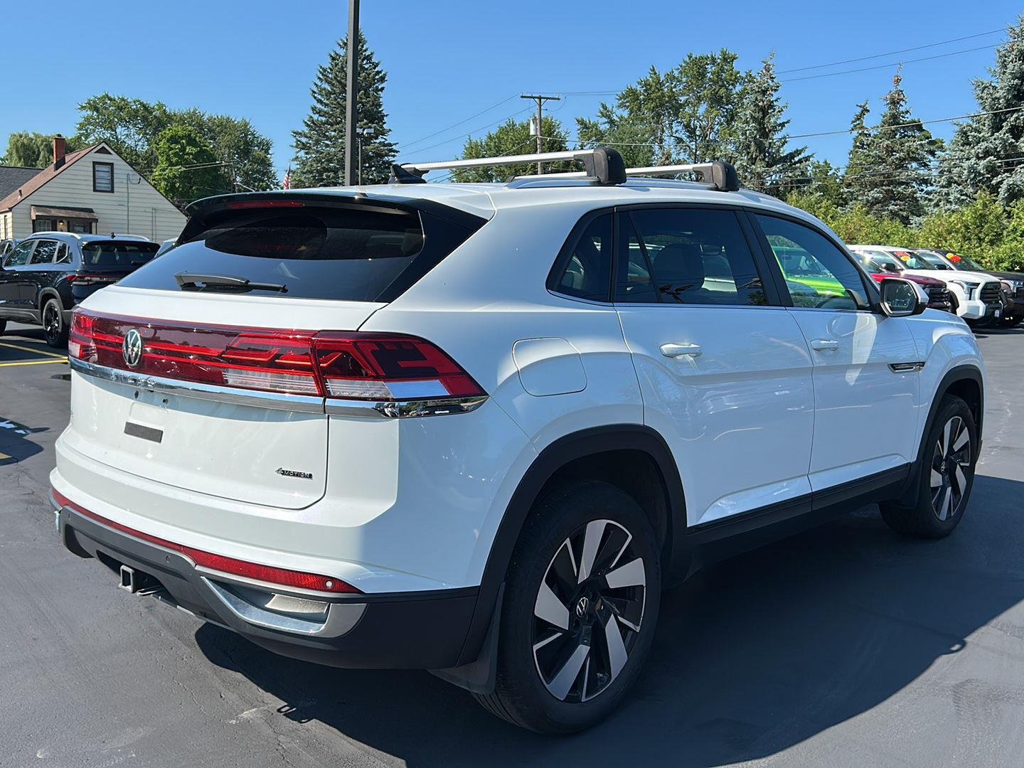 Used 2024 Silver Mist Metallic Volkswagen 2.0T SE w/Technology image 11