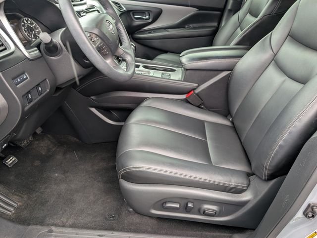 Used 2024 Gray Nissan SV image 13