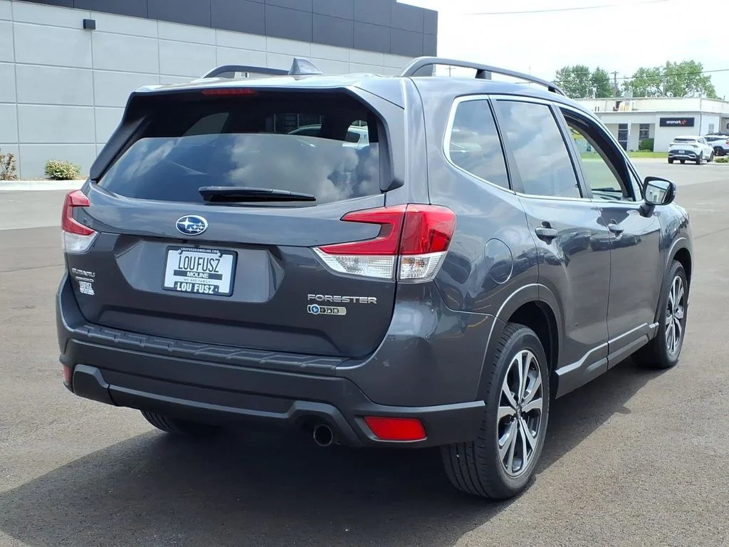 Used 2021 Gray Subaru Limited image 4