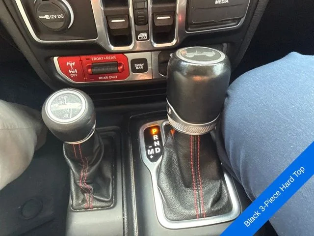 Used 2020 Red Jeep Unlimited Rubicon image 18