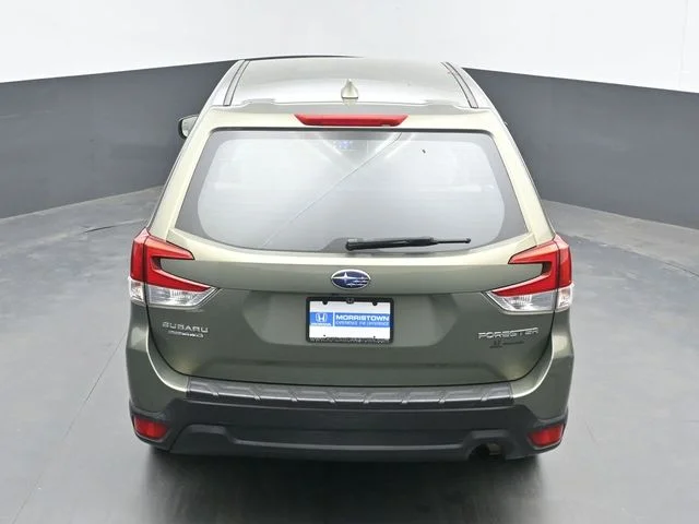 Used 2019 Jasper Green Metallic Subaru Base image 35