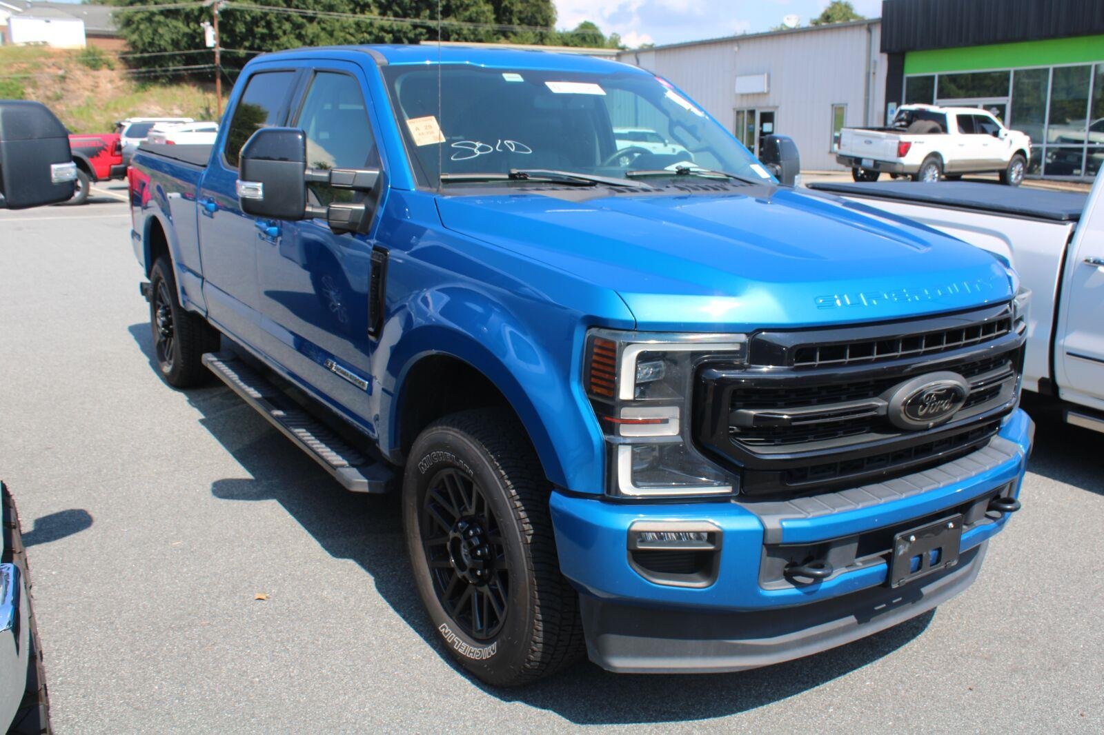 Used 2020 Velocity Blue Ford Lariat image 3
