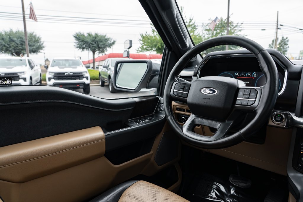Used 2022 Oxford White Ford Lariat image 13