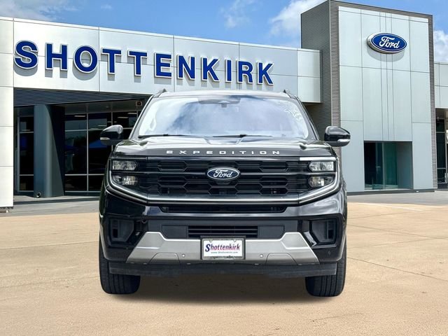 Used 2025 Black Ford Platinum image 2