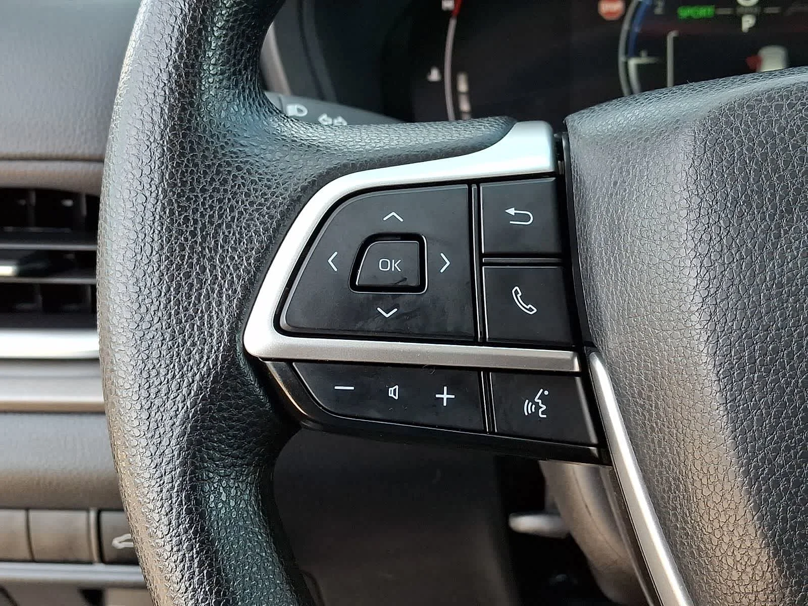 Used 2025 Storm Cloud Toyota LE image 27