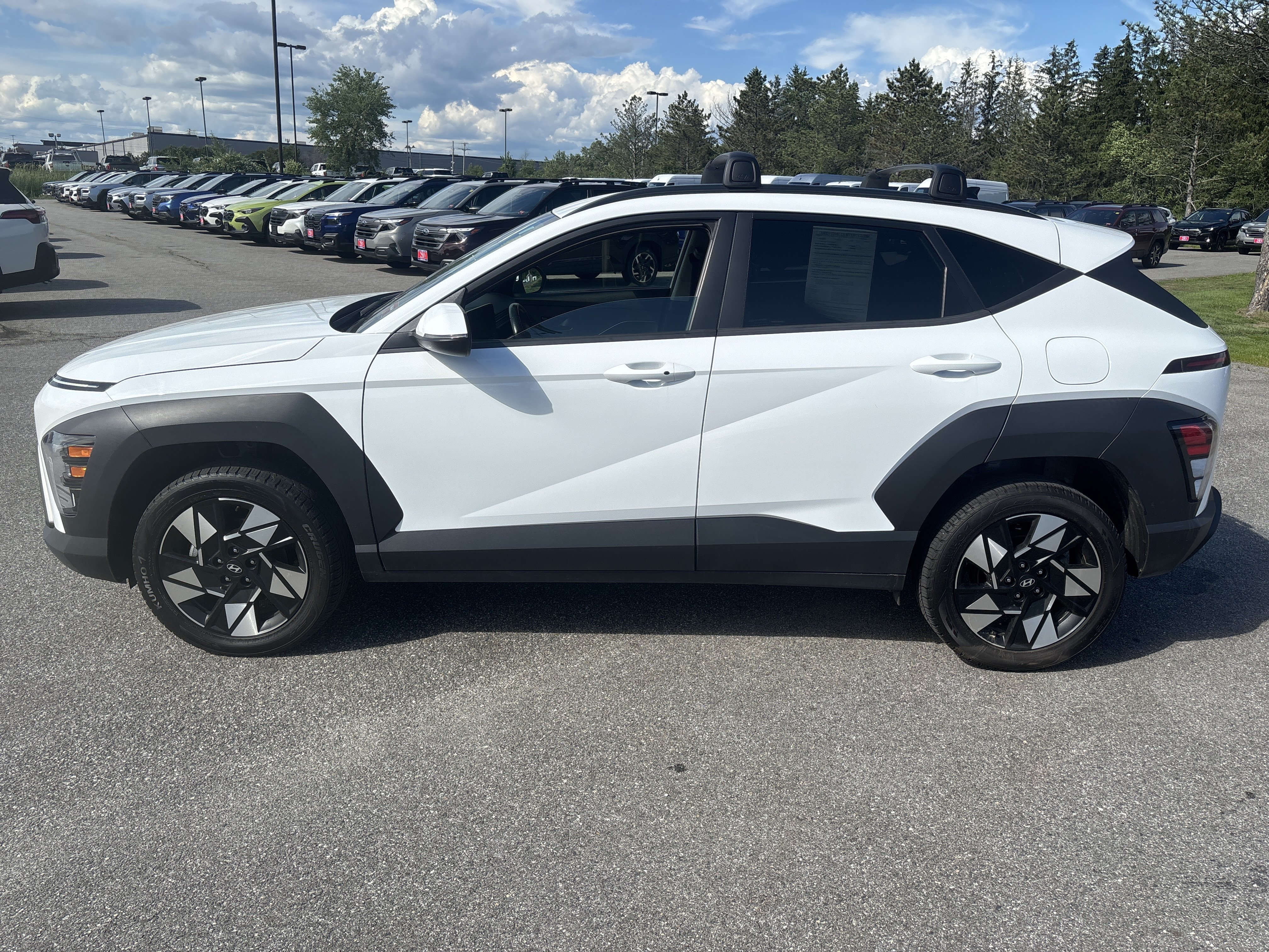 Used 2024 Atlas White Hyundai SEL image 2