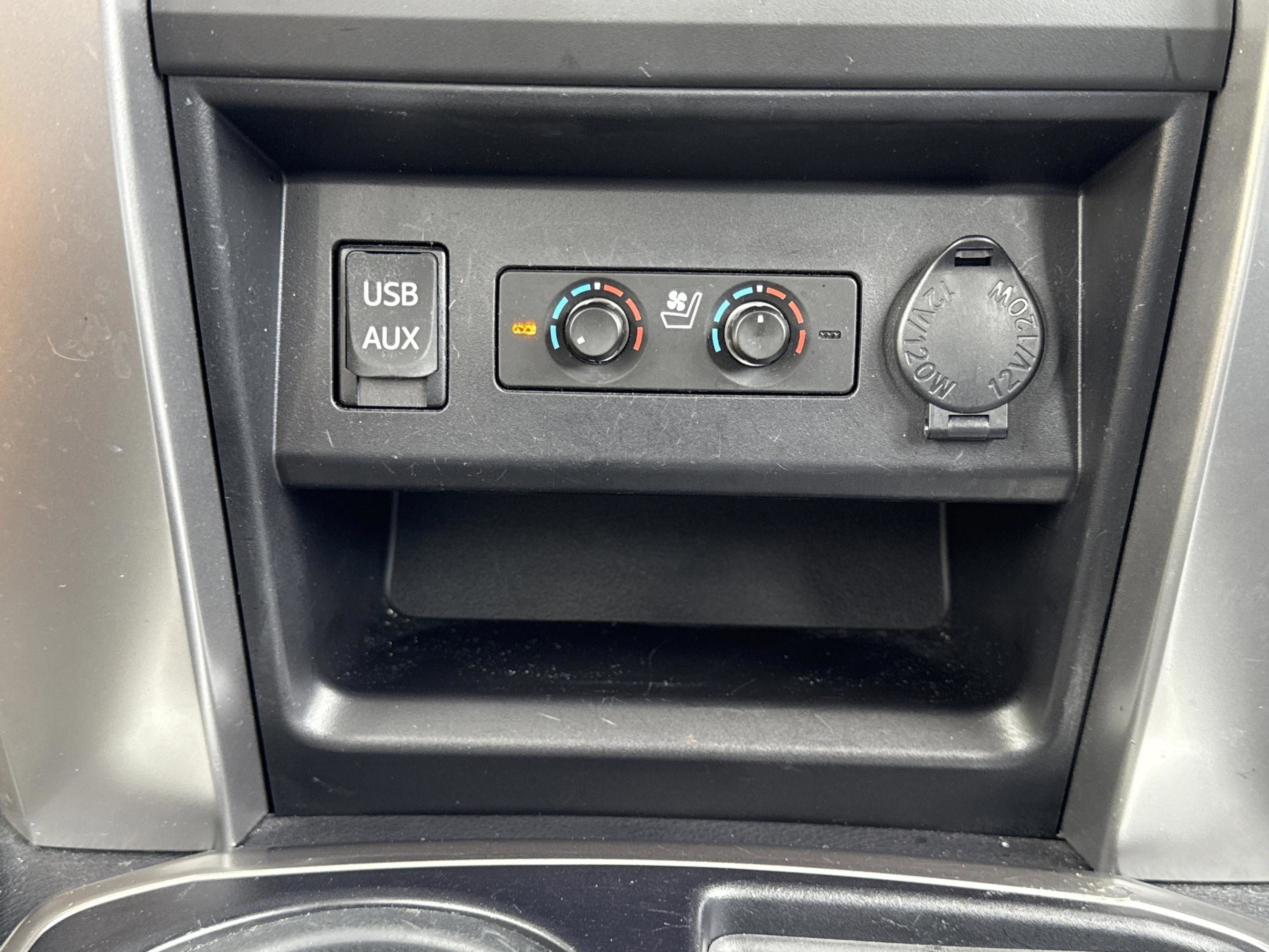 Used 2016 Magnetic Gray Metallic Toyota Limited image 16