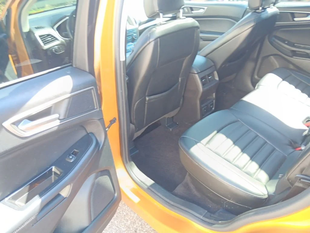 Used 2016 Electric Spice Metallic Ford SEL image 30