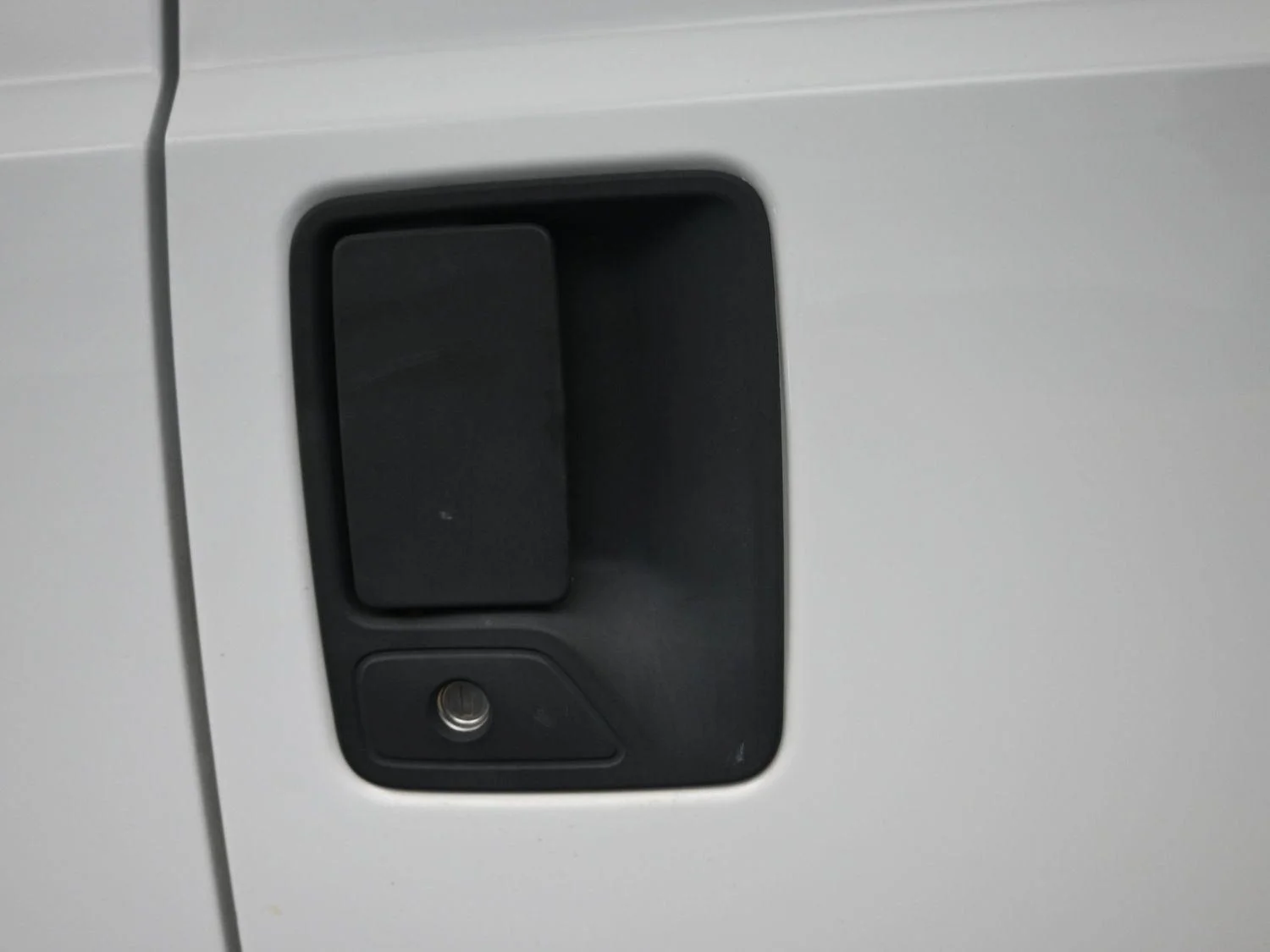 Used 2015 Oxford White Ford XL image 8