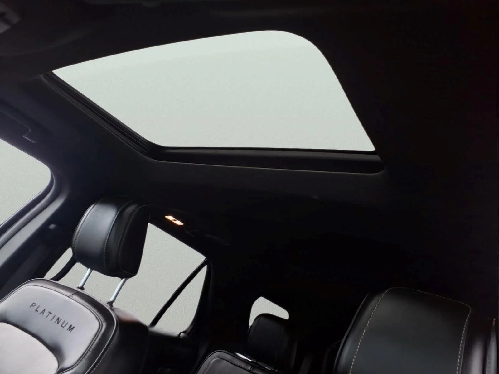 Used 2019 Agate Black Ford Platinum image 17