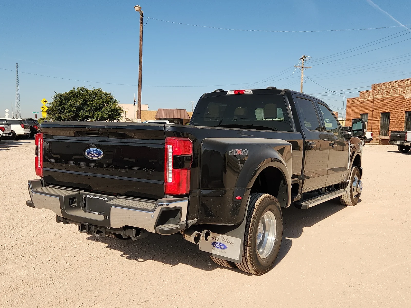 New 2026 Agate Black Metallic Ford Lariat image 7