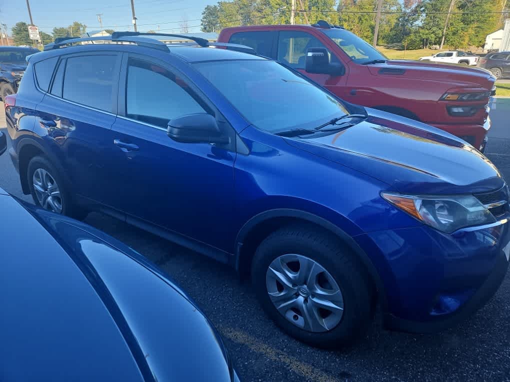 Used 2015 Blue Crush Metallic Toyota LE image 2