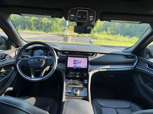 Used 2024 Black Jeep Limited image 20