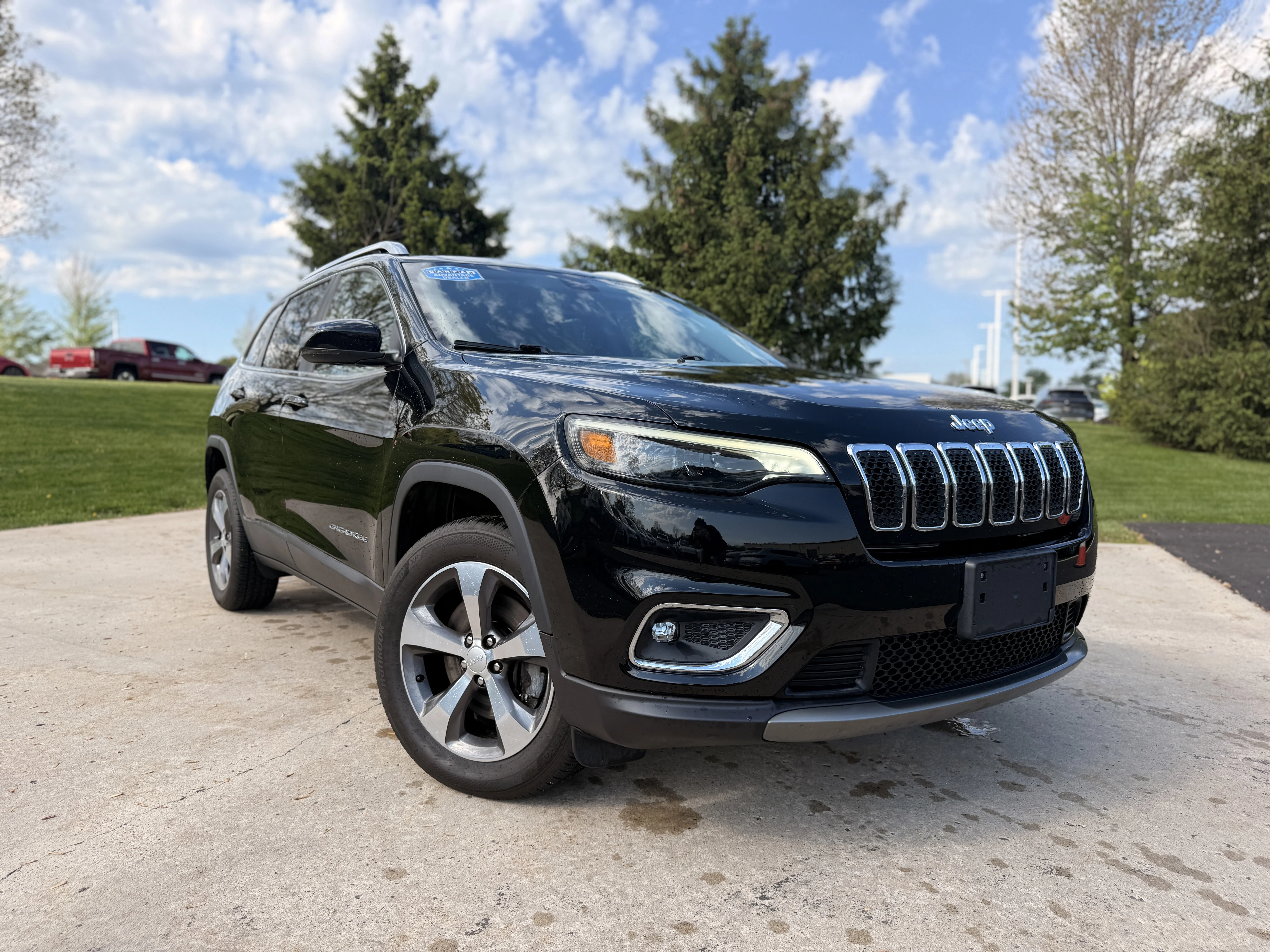 Used 2019 Jeep Cherokee Limited with VIN 1C4PJMDX6KD440150 for sale in Colmar, PA