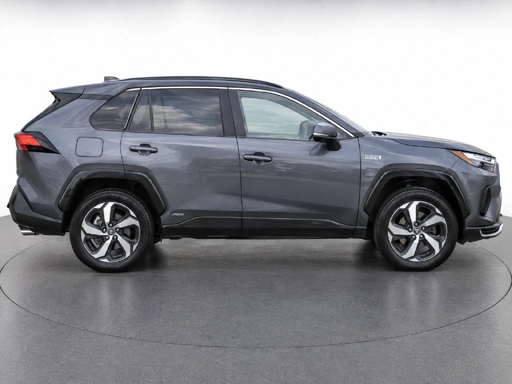 Used 2023 Gray Toyota SE image 8