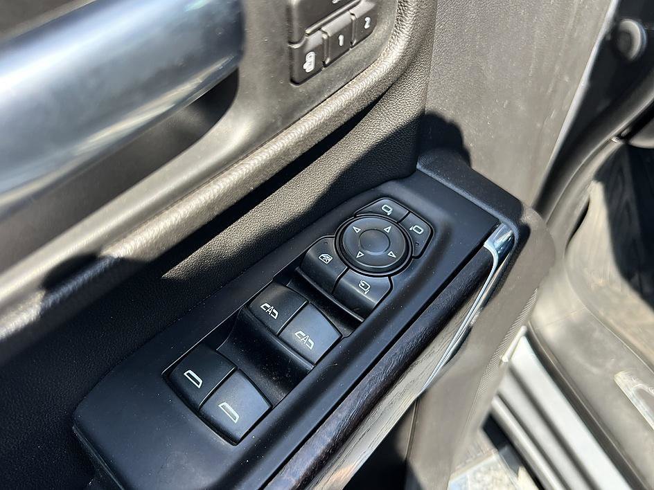 Used 2020 Satin Steel Metallic GMC Denali image 20