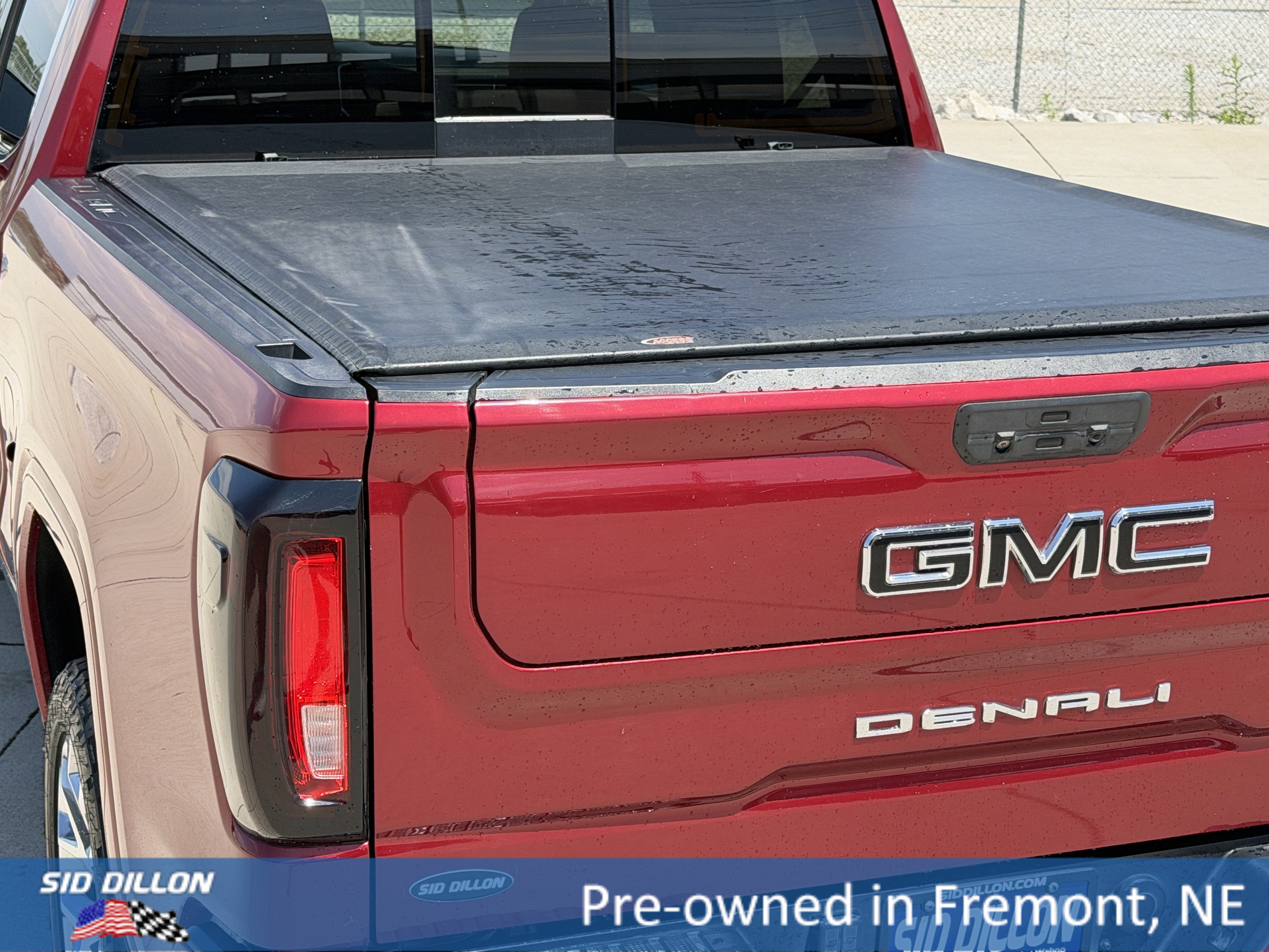 Used 2020 Red Quartz Tintcoat GMC Denali image 5