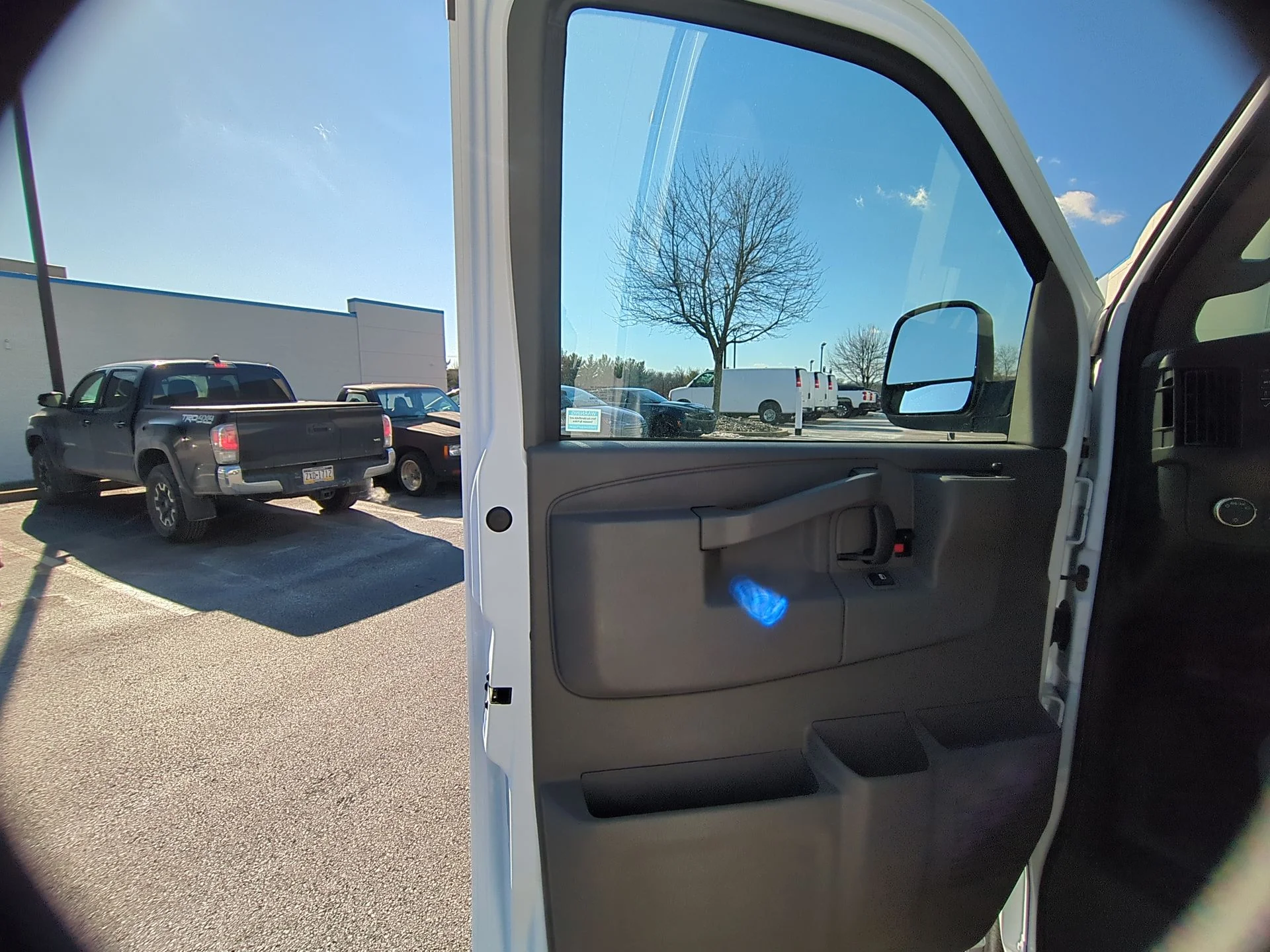 2024 Chevrolet Express Cargo Work Van - Photo 54