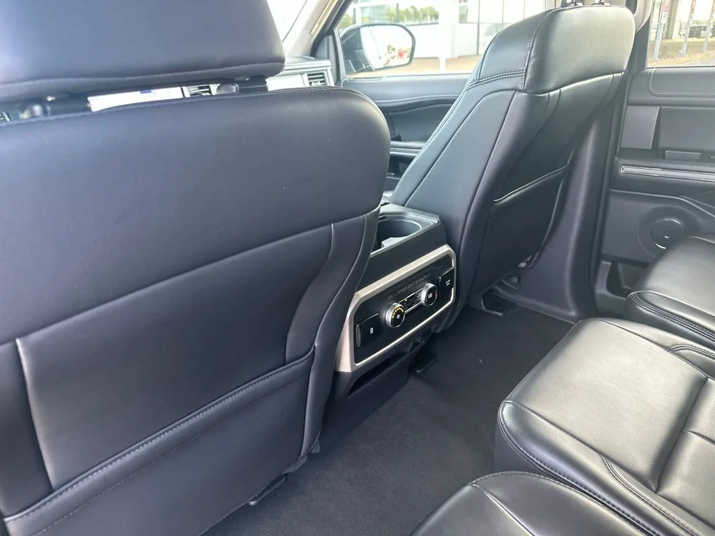 Used 2024 Black Ford XLT image 29
