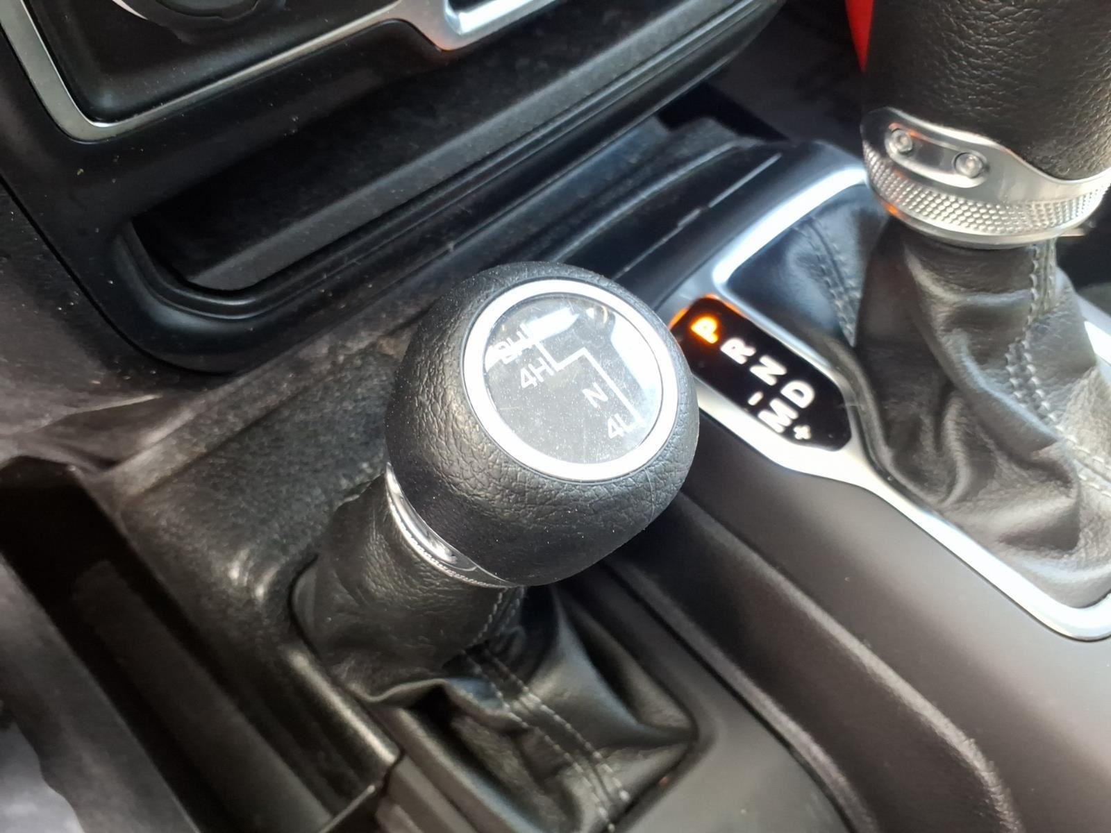 Used 2024 Granite Crystal Metallic Clearcoat Jeep Sport S image 9