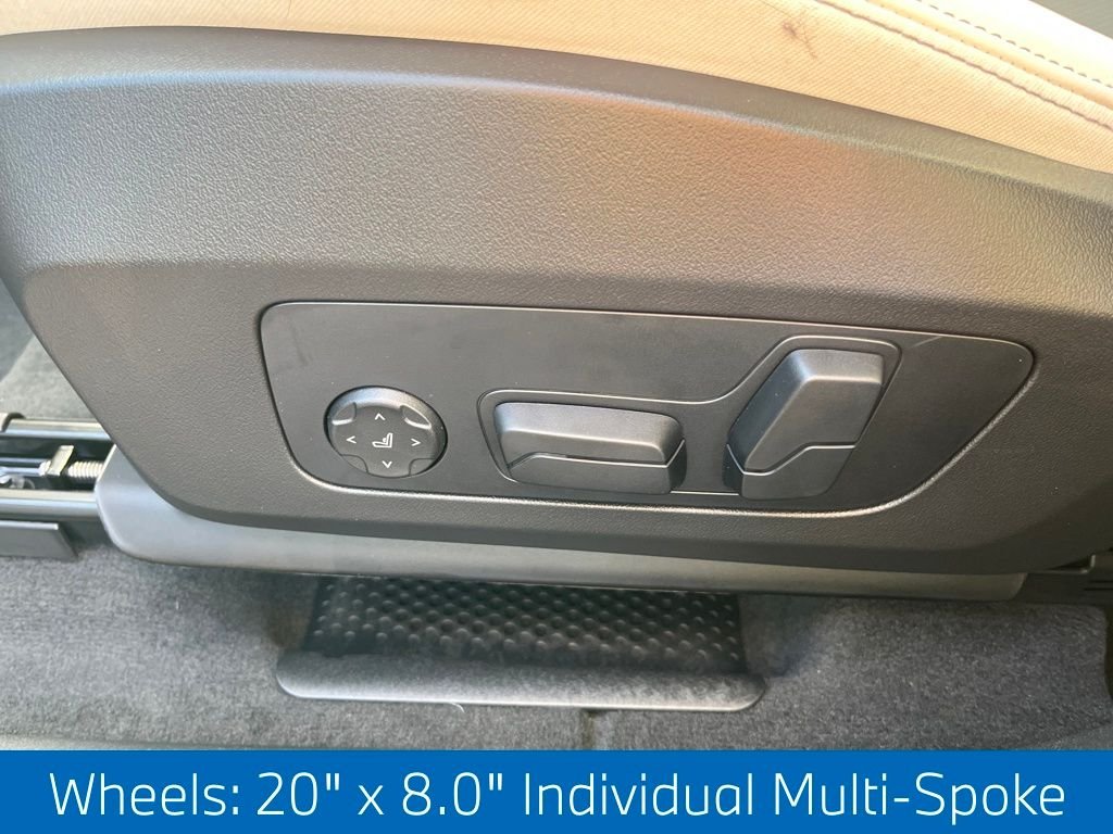 Used 2026 Blue BMW xDrive28i image 15