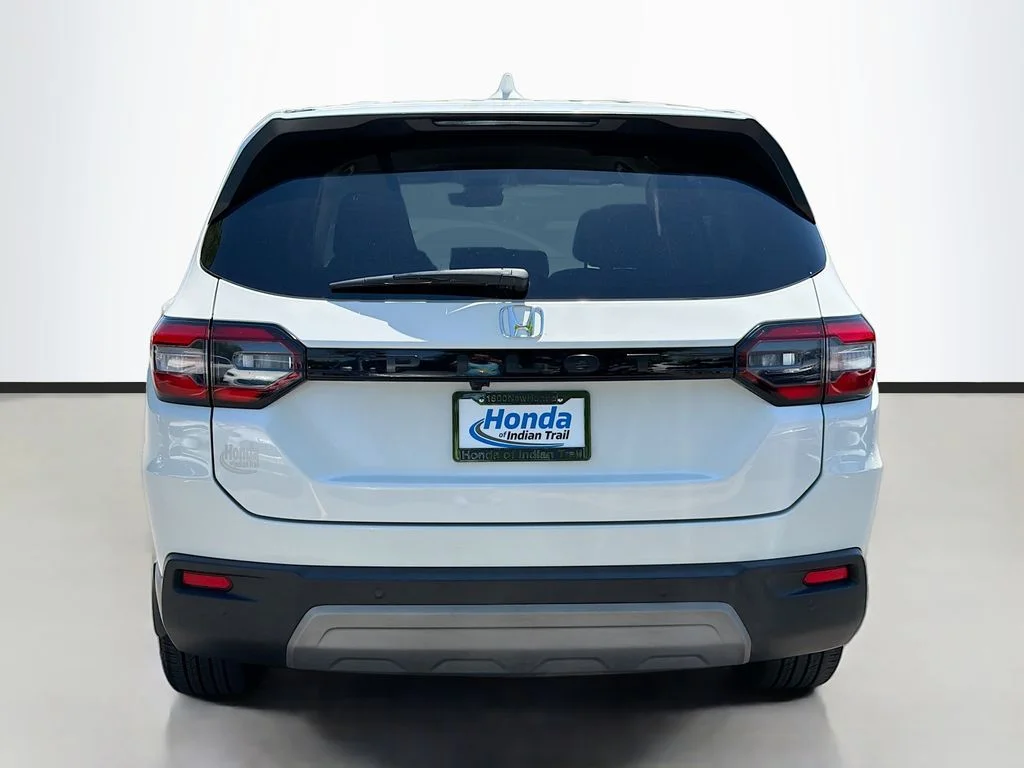 Used 2025 Platinum White Pearl Honda EX-L image 6