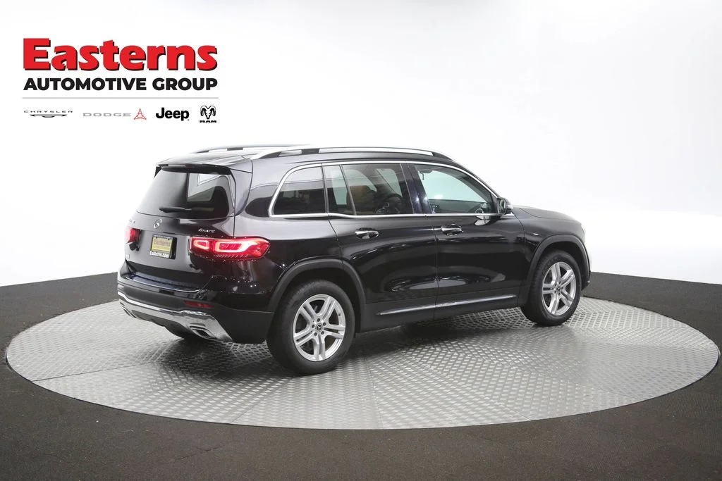 Used 2021 Black Mercedes-Benz GLB 250 image 38