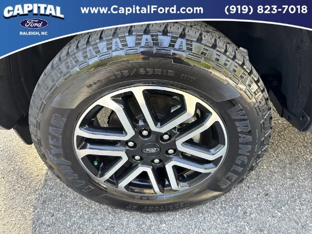 Used 2025 Blue Ford Lariat image 13