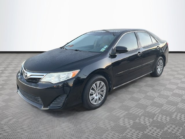Used 2012 Black Toyota LE image 3