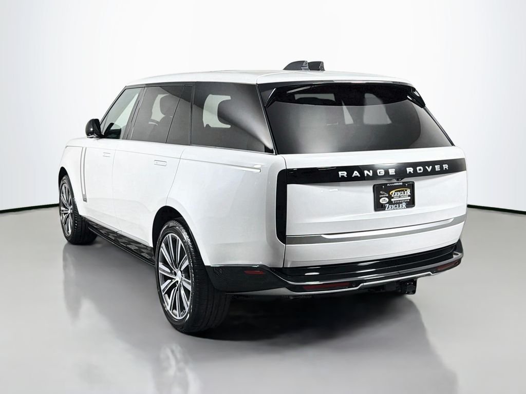 Used 2025 Ostuni Pearl Wht Prem Met Land Rover Autobiography image 7