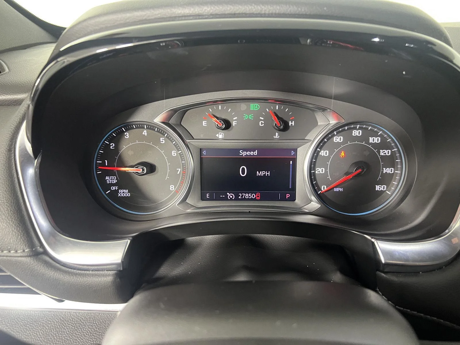 Used 2023 Iridescent Pearl Tricoat Chevrolet LT Cloth image 21
