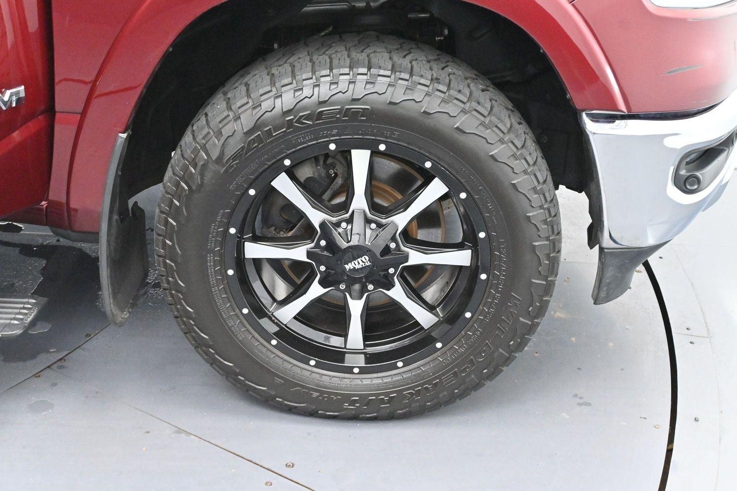 Used 2021 Delmonico Red Pearlcoat Ram Laramie image 35
