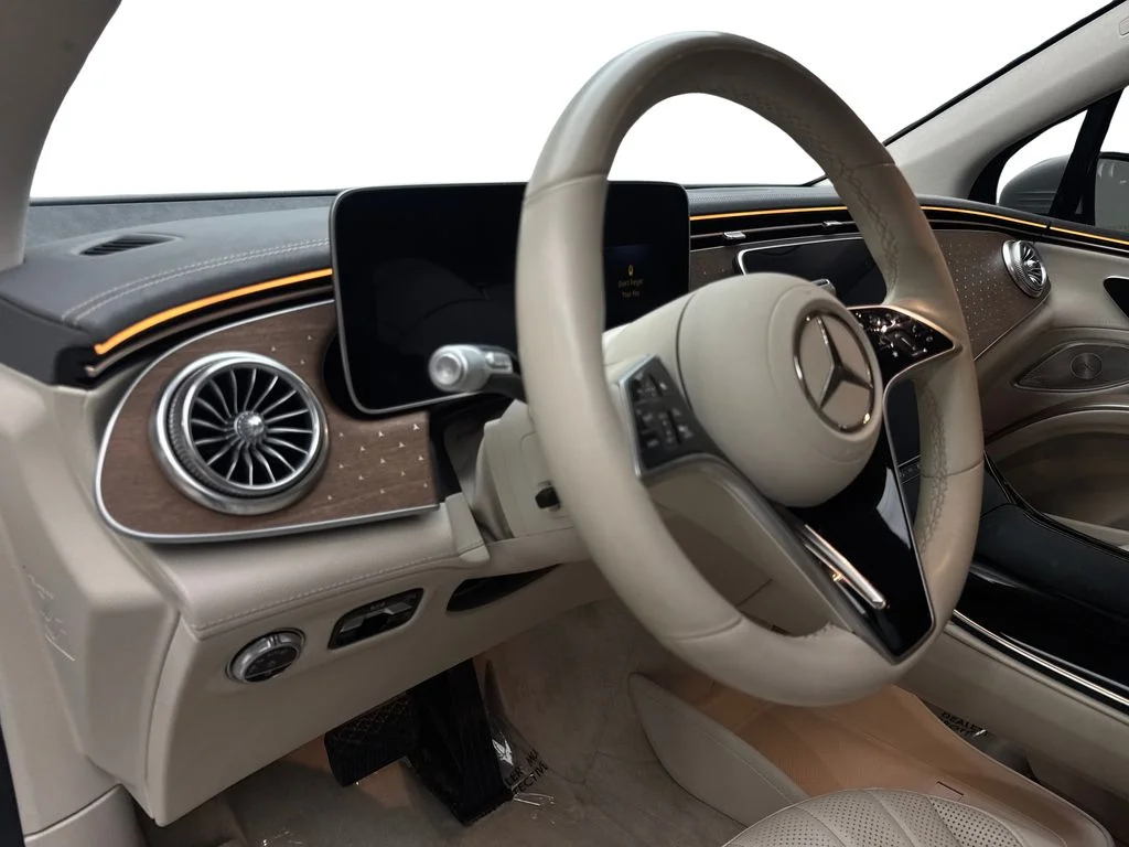 Used 2023 White Mercedes-Benz 450 image 47